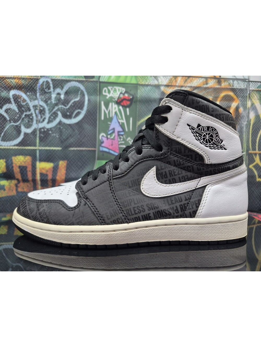 Nike Air Jordan 1 Retro High Re2pect Derek Jeter 3M Reflect 555088-008 Size 8.5M